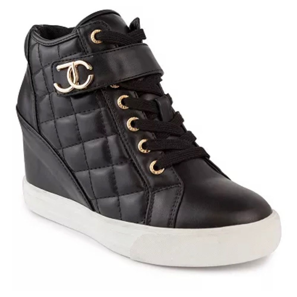 NWOT Juicy Couture black sneakers size 7